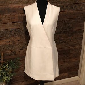 BCBG NEW wrap dress size Small / Medium